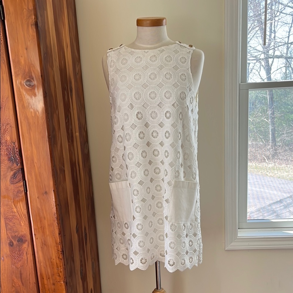 ZARA COTTON Chic White Crochet Dress with Pockets